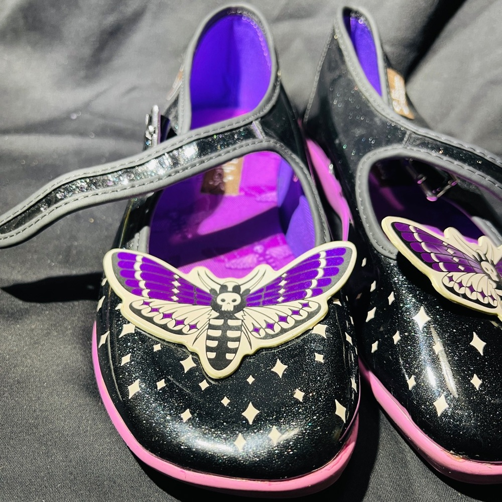 Stylish Kids Dress Shoes with Butterfly Design - Picture 4 of 9
